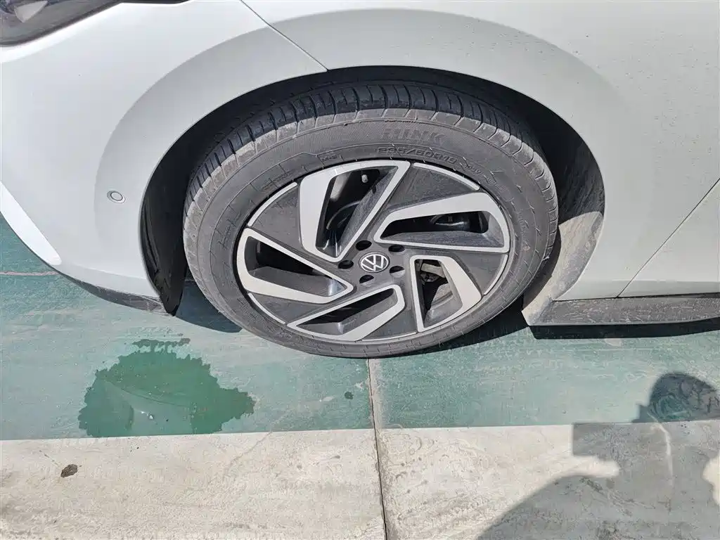 Volkswagen ID.7 VIZZION 2024 First Edition купить на сайте DeffCars