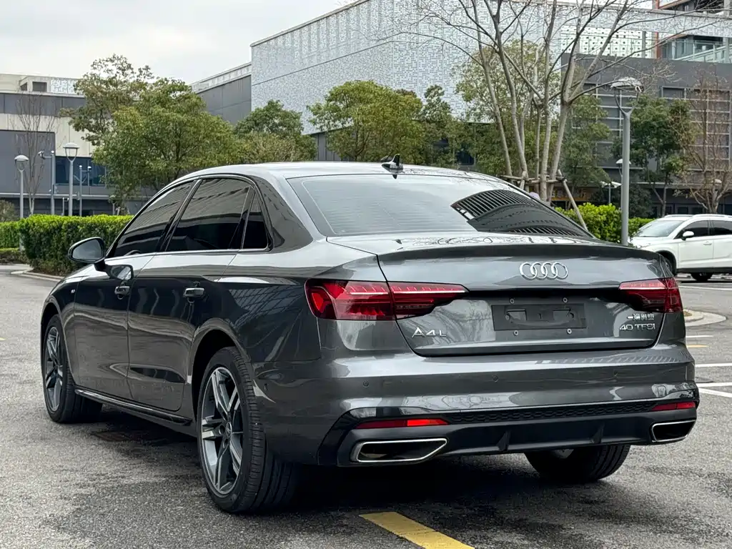 Audi A4L 2023 40 TFSI luxury and dynamic model купить на сайте DeffCars