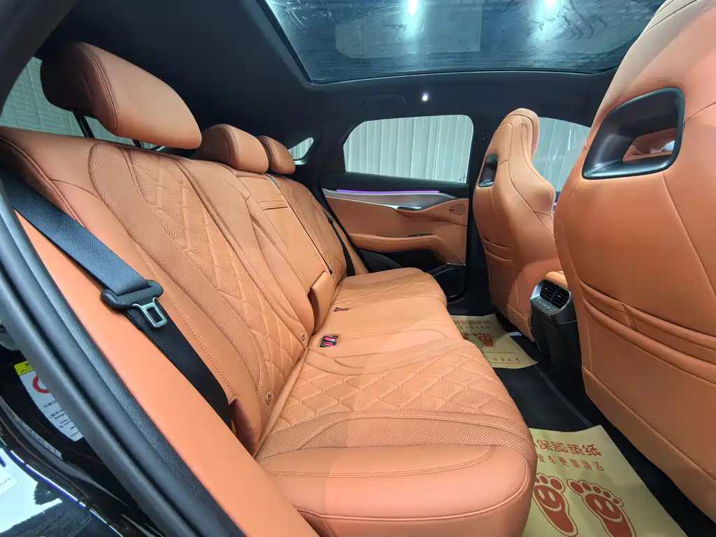 Hiace 07 EV 2025 610 Smart Driving Edition купить на сайте DeffCars