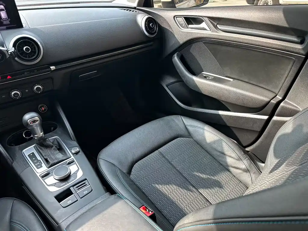 Audi A3 2020 Sportback 35 TFSI Fashion Type National VI купить на сайте DeffCars