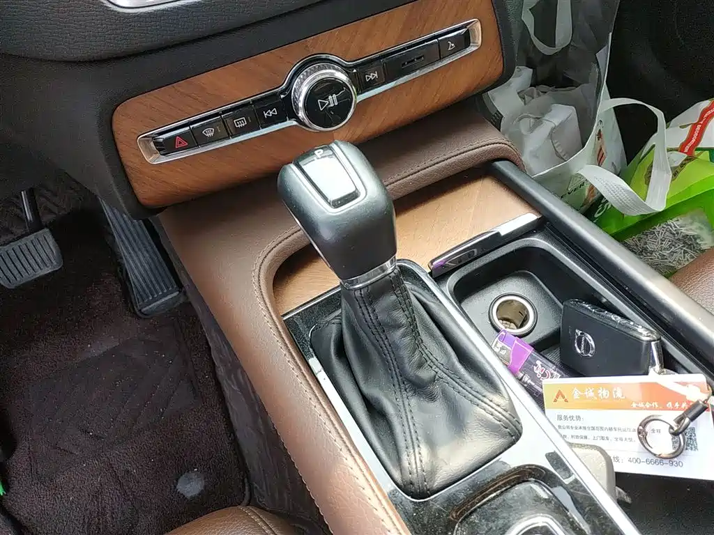 Volvo XC90 2020 facelift T6 Zhiyi Luxury Edition 7 seats купить на сайте DeffCars