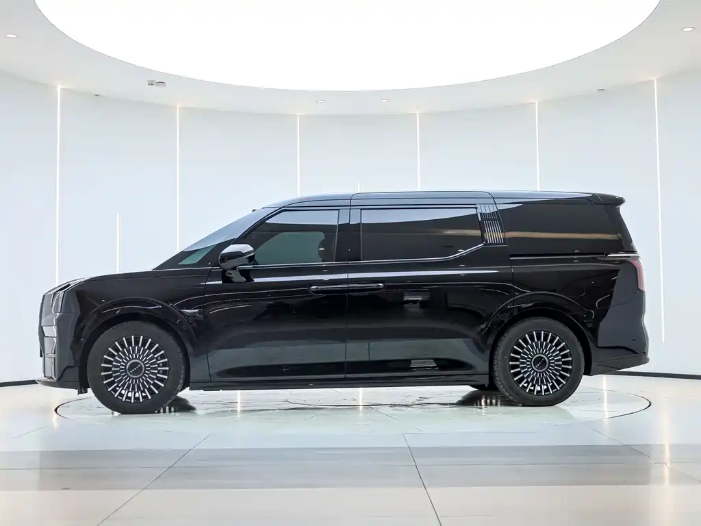 Jikrypton 009 2024 seven-seat aisle version four-wheel drive 108kWh купить на сайте DeffCars