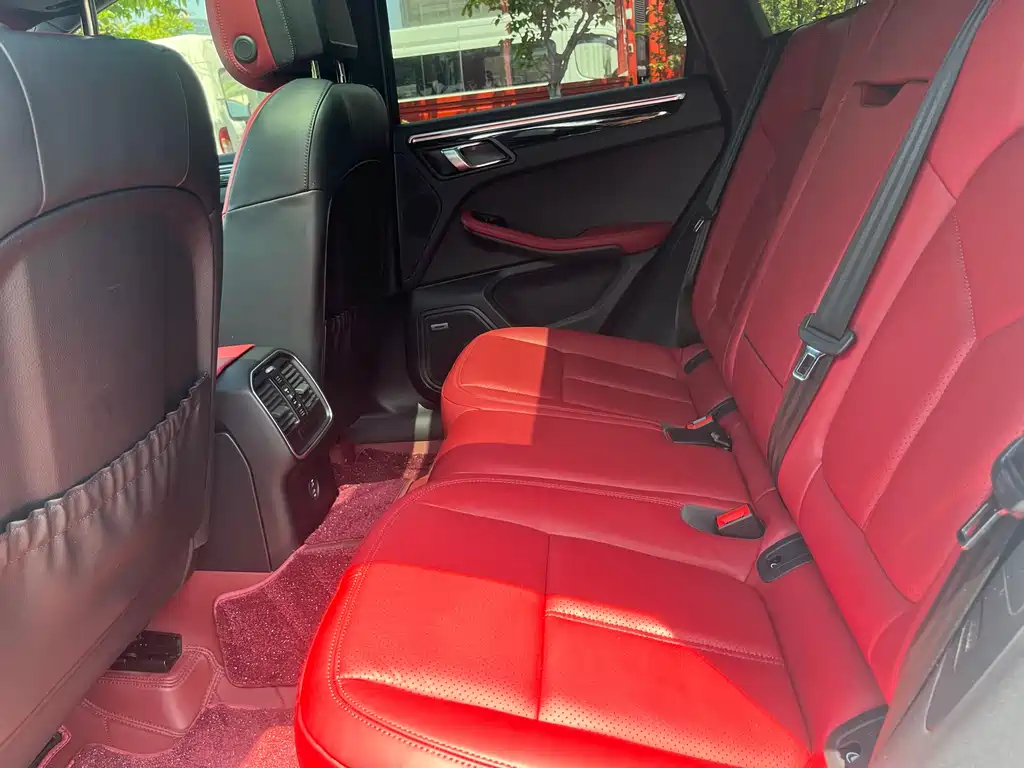Macan 2024 Macan S 2.9T купить на сайте DeffCars