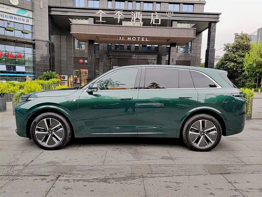 Ideal L7 2024 MAX купить на сайте DeffCars
