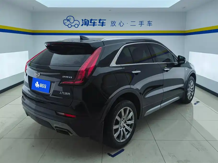 Cadillac XT4 2022 28T two-wheel drive premium model купить на сайте DeffCars