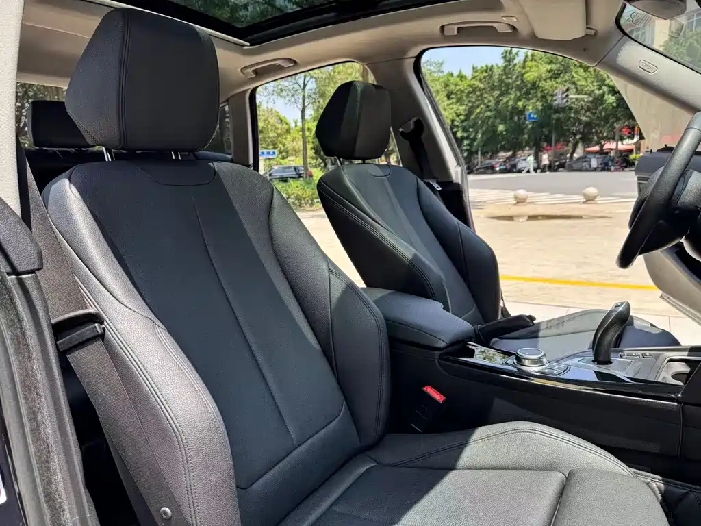 BMW 3 Series GT 2018 320i Luxury Design Package купить на сайте DeffCars