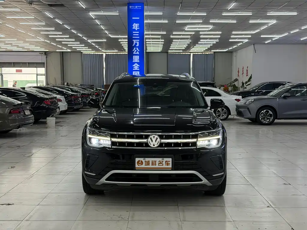 Touron 2022 380TSI four-wheel drive luxury version купить на сайте DeffCars