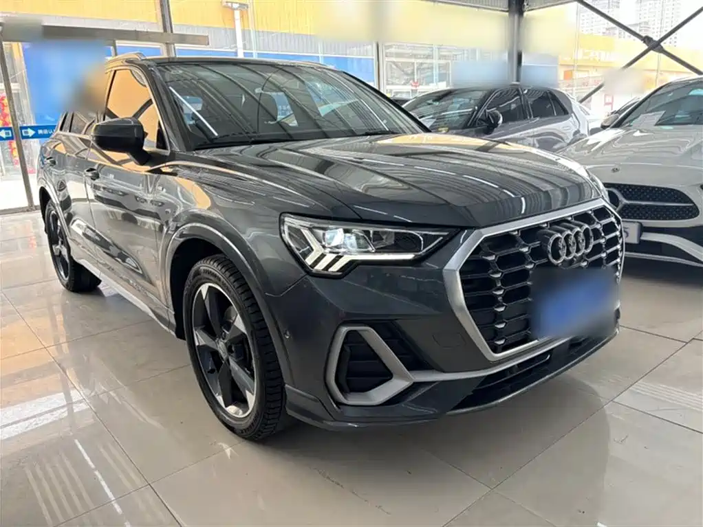 Audi Q3 2021 35 TFSI Fashionable and Dynamic купить на сайте DeffCars