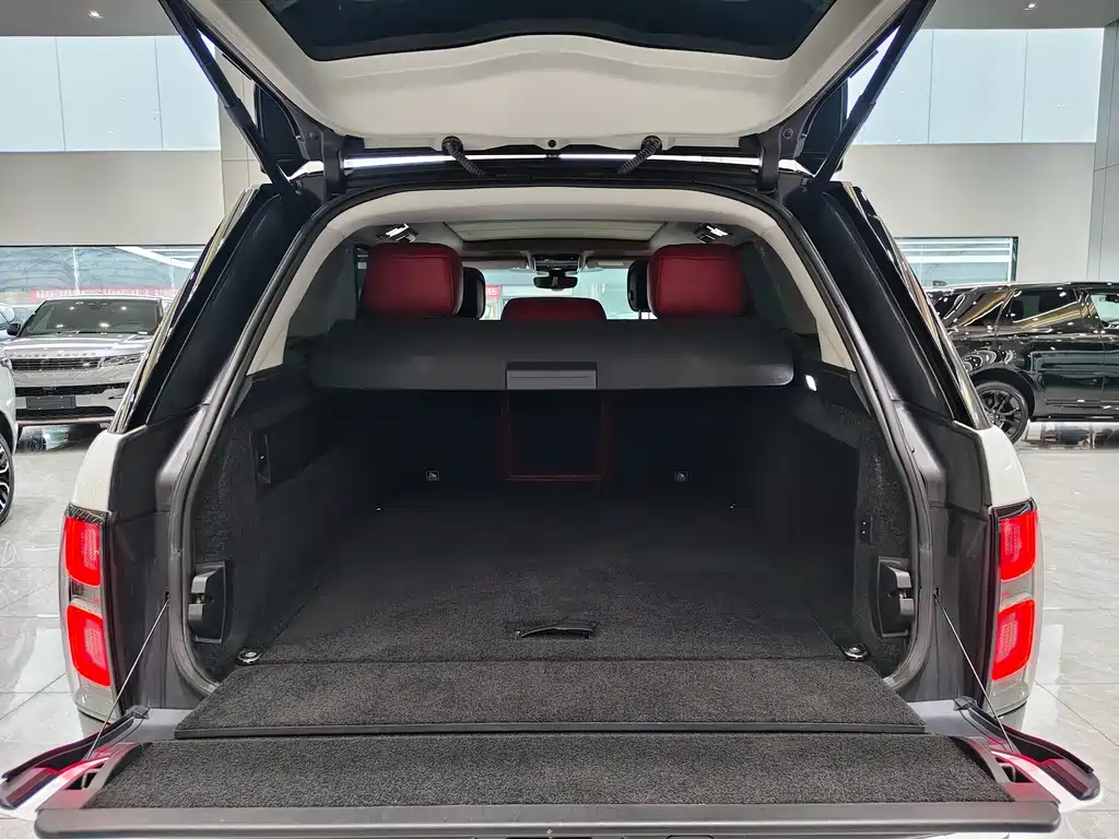 Range Rover 2020 3.0 L6 Grand Edition купить на сайте DeffCars