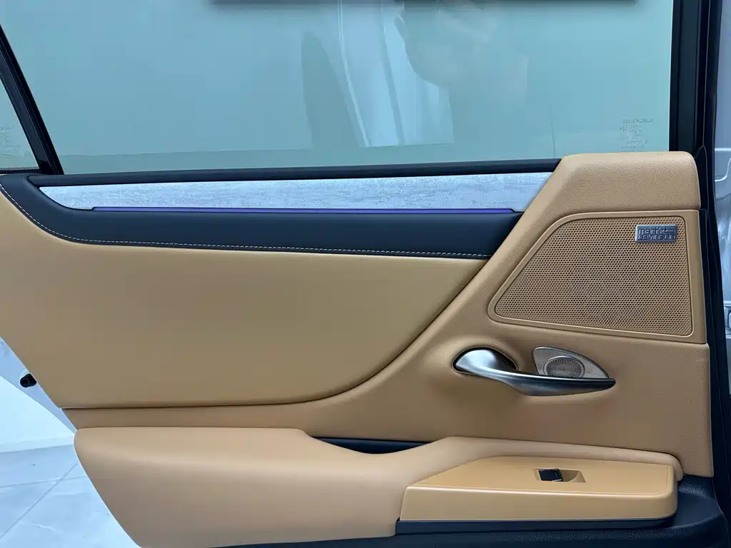 Lexus ES 2025 200 Premium Edition купить на сайте DeffCars