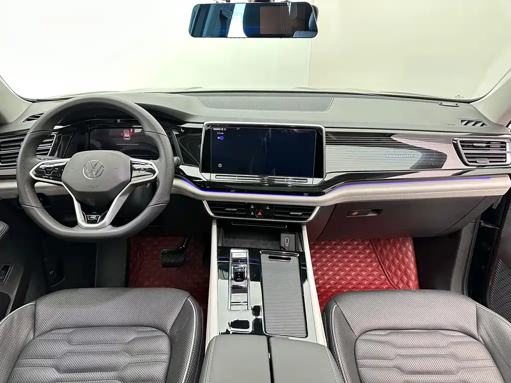 Touron 2021 Touron X 330TSI two-wheel drive luxury version купить на сайте DeffCars
