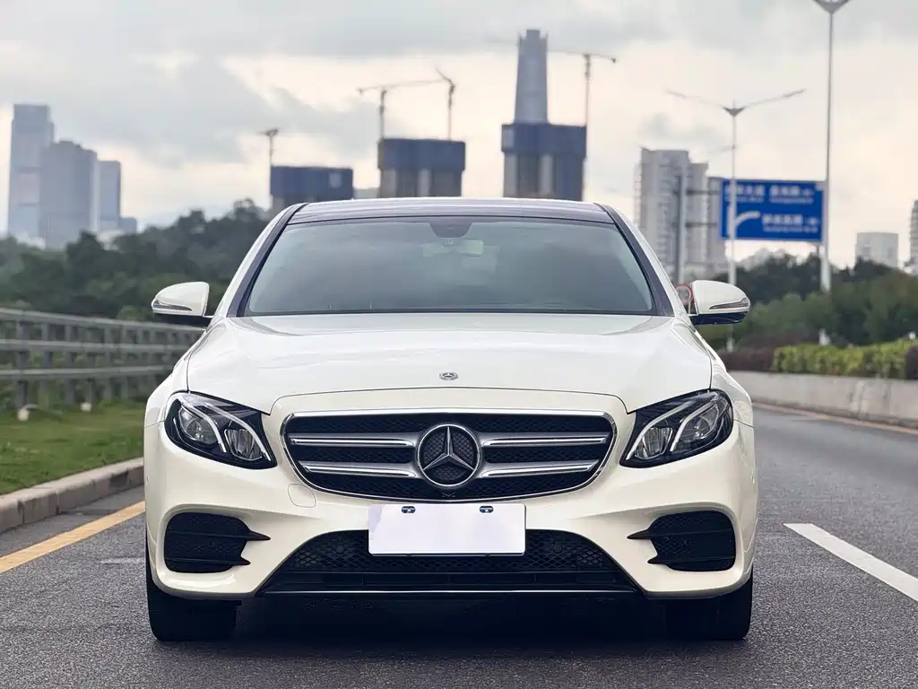 Mercedes-Benz E-Class 2018 E 300 L Sporty and Stylish купить на сайте DeffCars