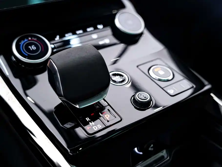 Range Rover Sport 2023 360PS S купить на сайте DeffCars