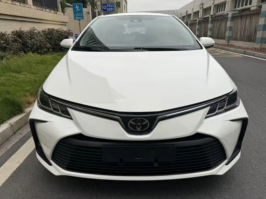Corolla 2019 1.2T S-CVT GL Pioneer Edition купить на сайте DeffCars