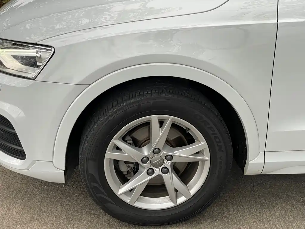 Audi Q3 2017 35 TFSI Fashion купить на сайте DeffCars