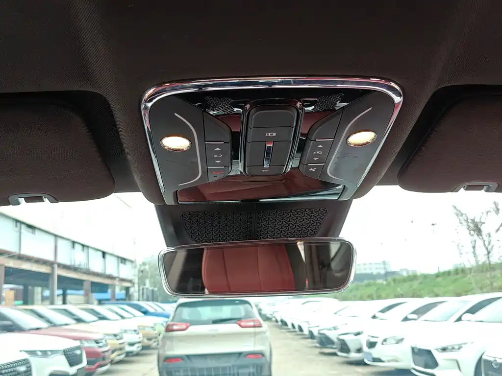 Jietu X70 PLUS 2021 model 1.6T DCT 5 seats купить на сайте DeffCars