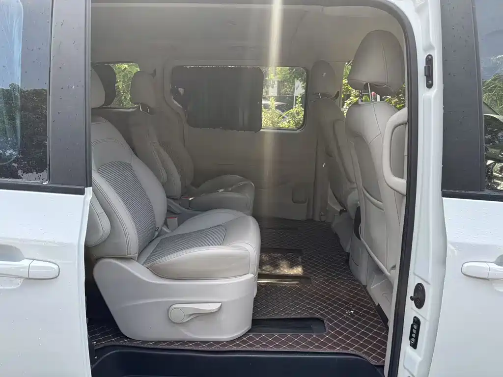 Maxus G10 2018 PLUS 2.0T Automatic Executive Edition купить на сайте DeffCars