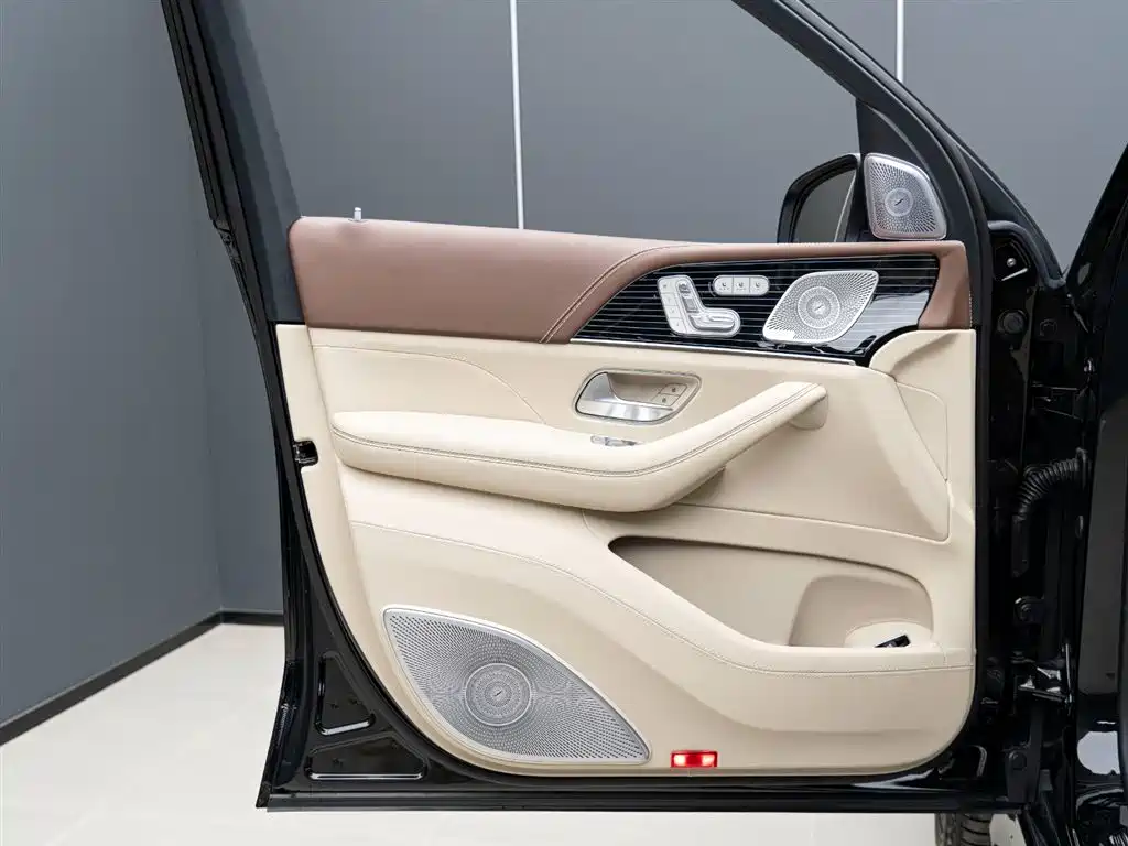 Mercedes-Benz GLS 2025 GLS 450 4MATIC Fashion Model купить на сайте DeffCars