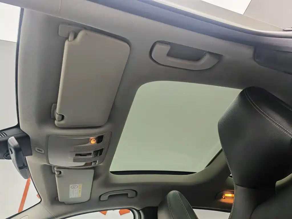 Mercedes-Benz GLA 2016 GLA 200 Fashion Model купить на сайте DeffCars