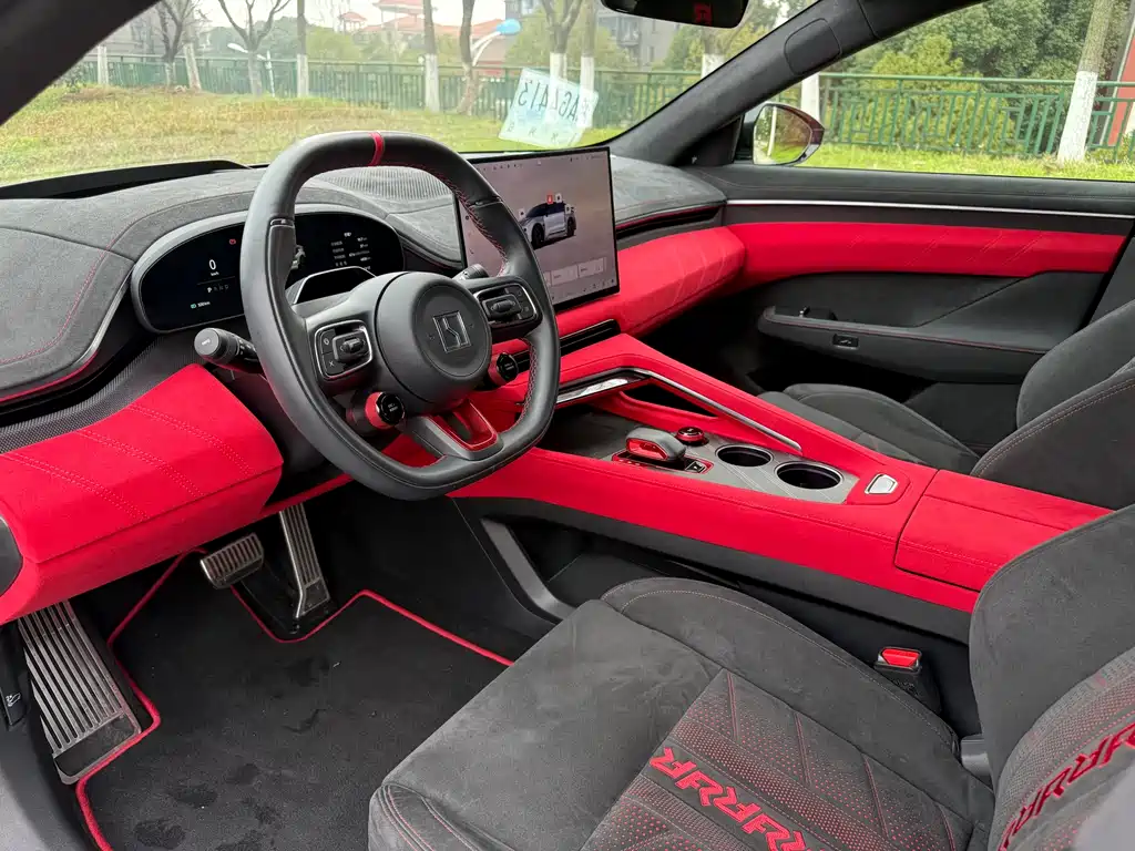 Jikrypton 001 FR 2023 FR version 100kWh купить на сайте DeffCars