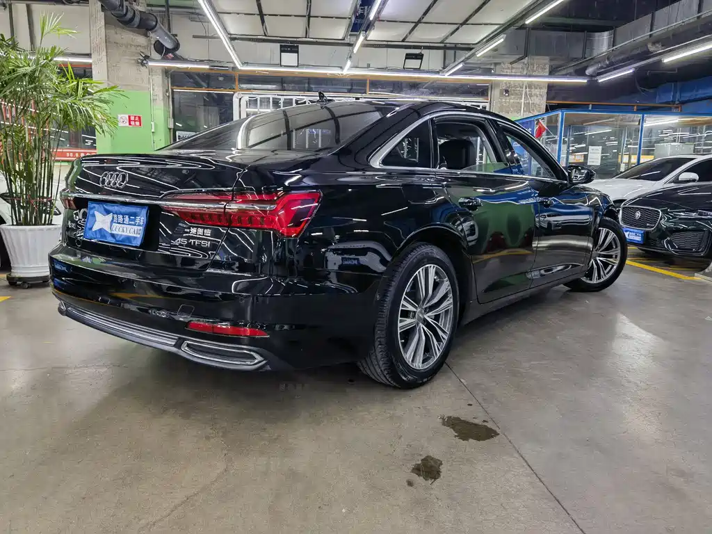 Audi A6L 2021 45 TFSI Premium Elegant Model купить на сайте DeffCars