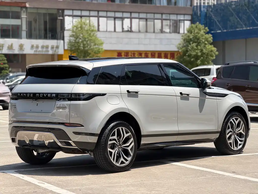 Range Rover Evoque 2022 facelift Evoque L 249PS R-Dynamic Deluxe Edition купить на сайте DeffCars