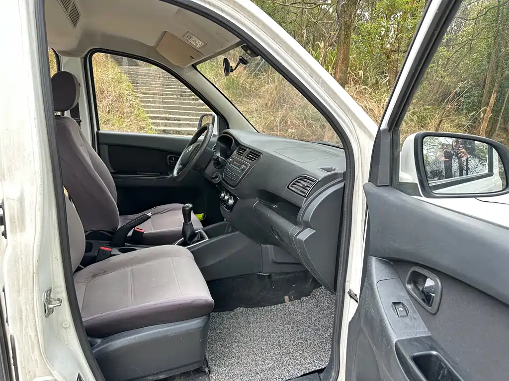 Uno S 2019 1.5L Uno S economical air conditioner National VI JL473QG купить на сайте DeffCars