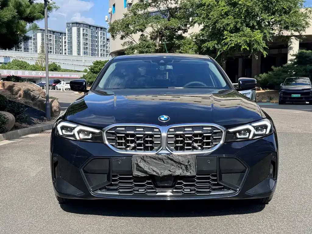 BMW 3 Series 2025 325Li M Sports Package купить на сайте DeffCars