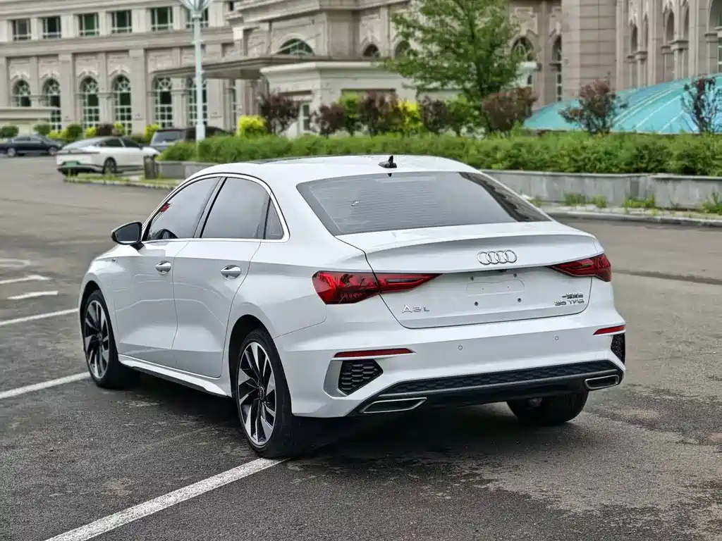 Audi A3 2023 A3L Limousine 35 TFSI Fashionable and Sporty купить на сайте DeffCars