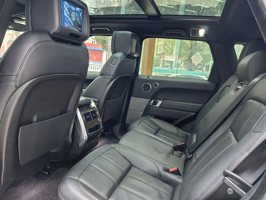 Range Rover Sport New Energy 2018 P400e купить на сайте DeffCars