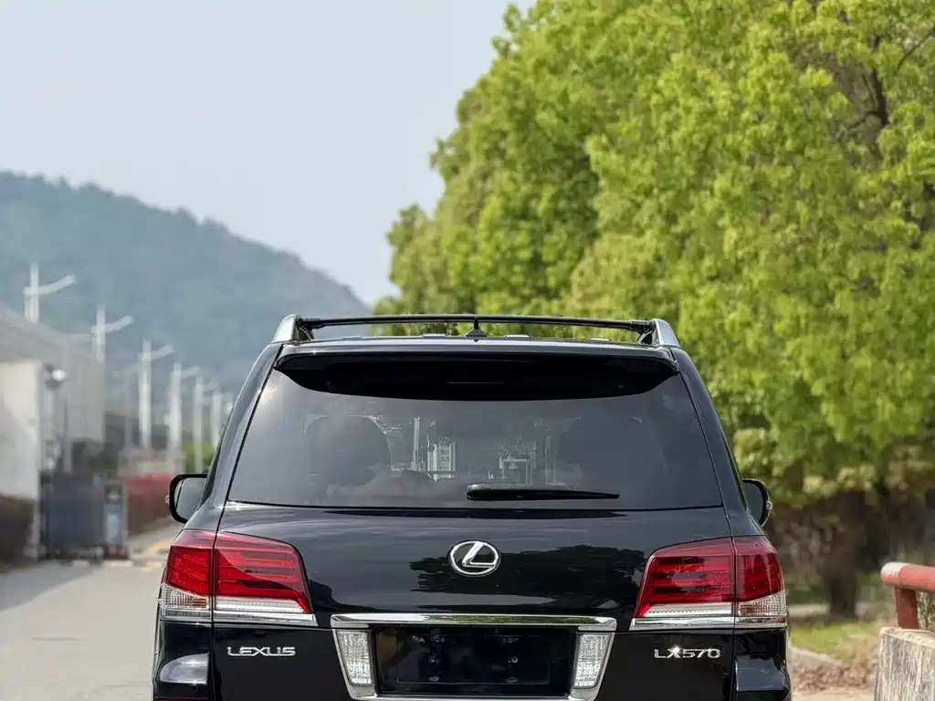 Lexus LX 2013 Model 570 купить на сайте DeffCars