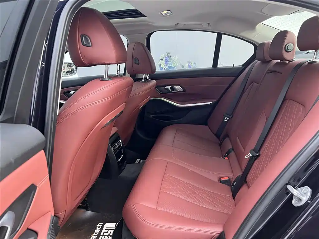 BMW 3 Series 2024 325i M Sports Package купить на сайте DeffCars