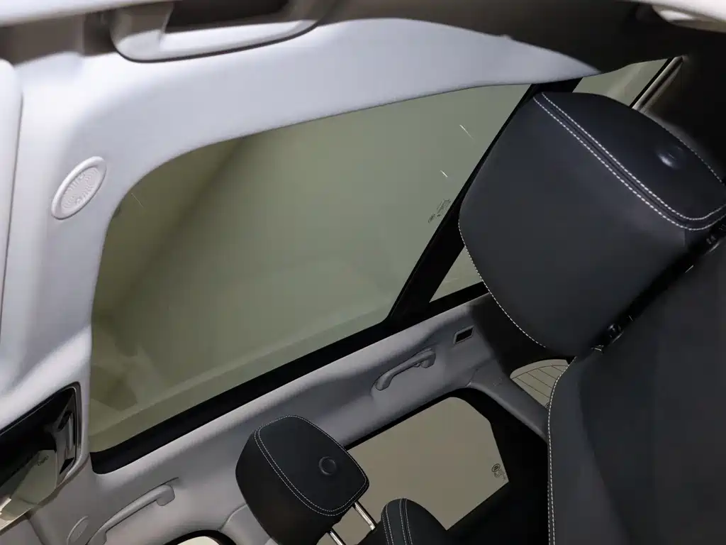 Range Rover Velar 2022 250PS купить на сайте DeffCars