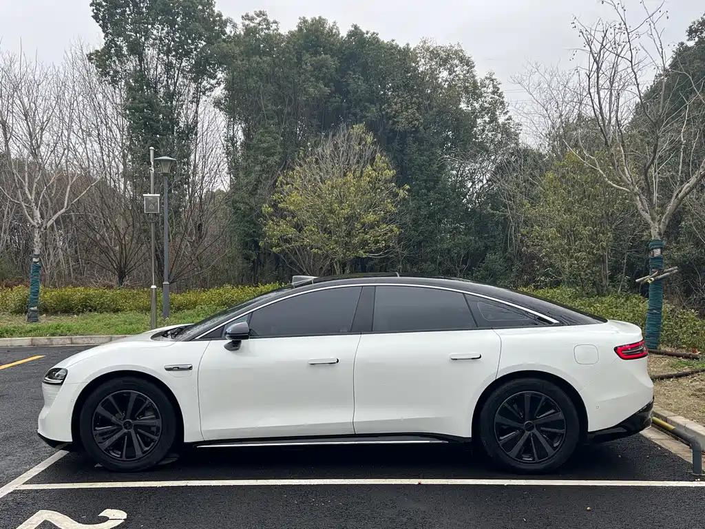 Zhijie S7 2024 Max купить на сайте DeffCars