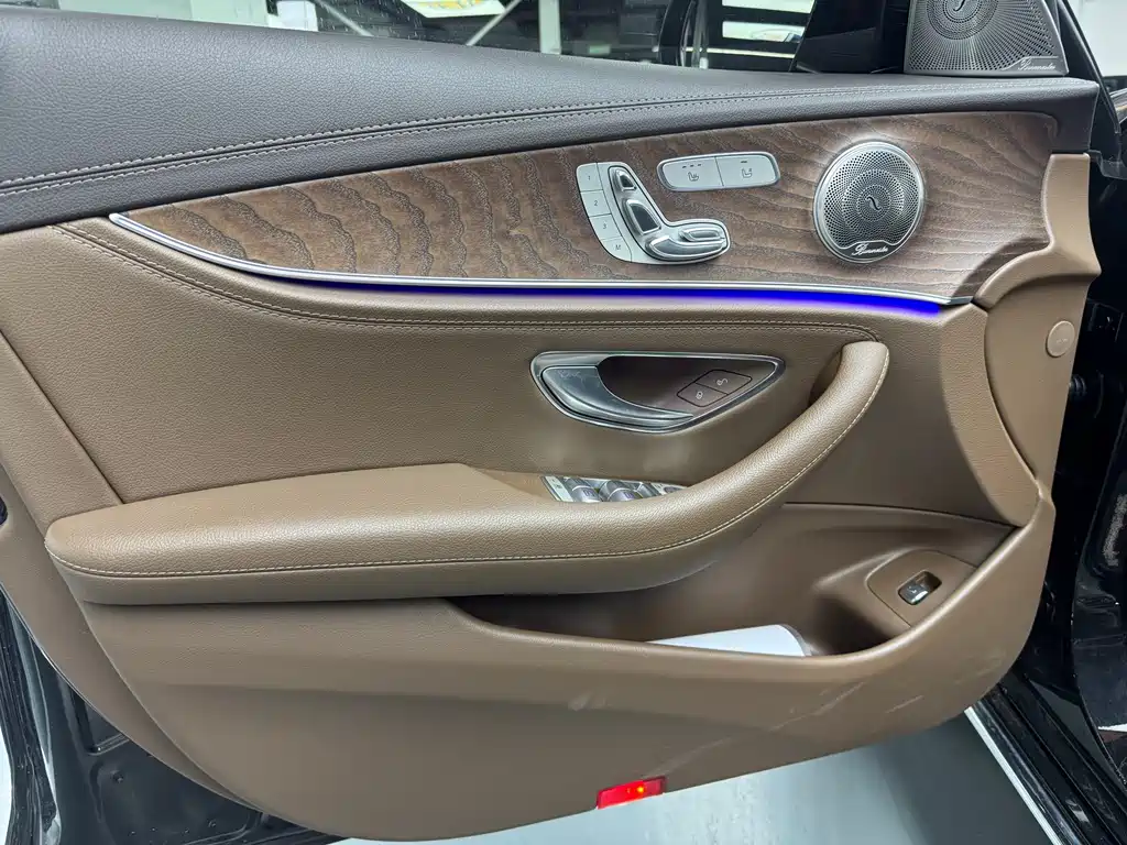 Mercedes-Benz E-Class 2022 E 300 L Sporty and Fashionable купить на сайте DeffCars