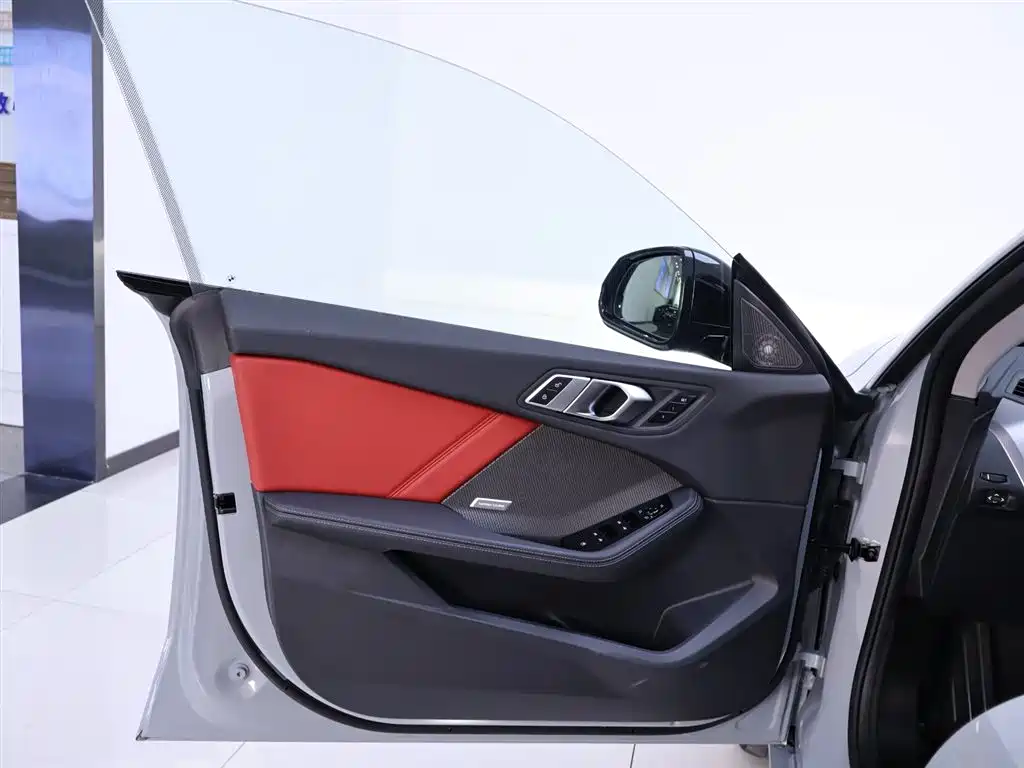 BMW 2 Series 2025 225L M Sports Night Package купить на сайте DeffCars