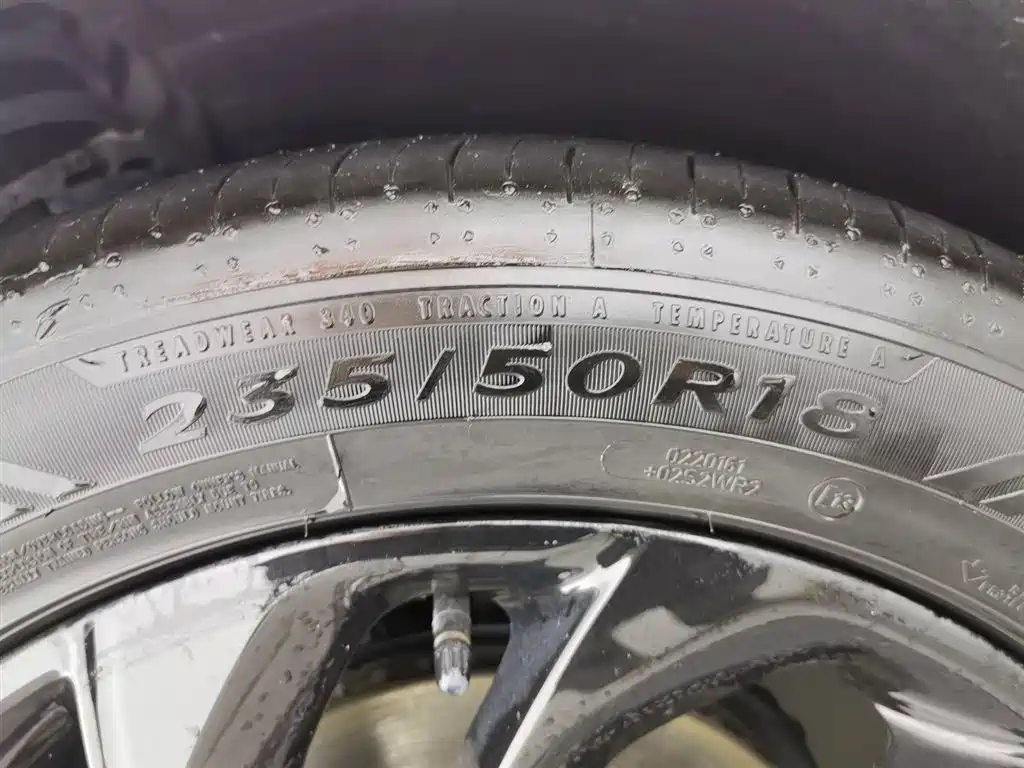 Lincoln Z 2024 2.0T two-wheel drive premium hybrid version купить на сайте DeffCars