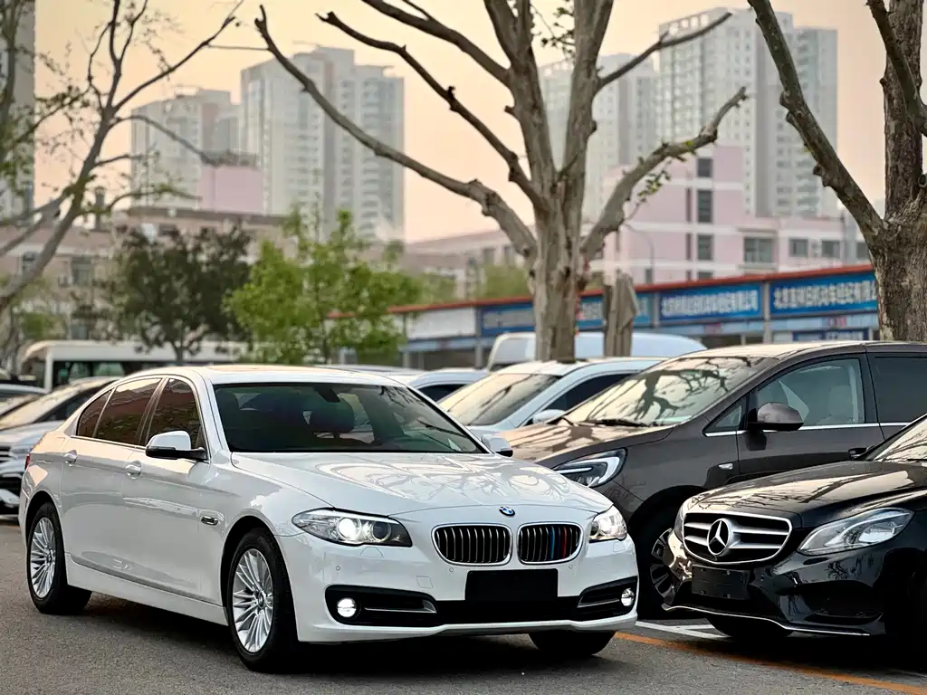 BMW 5 Series 2014 525Li Leading Model купить на сайте DeffCars