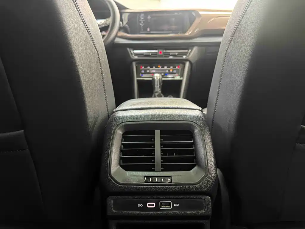 Tuyue 2021 280TSI two-wheel drive luxury version купить на сайте DeffCars