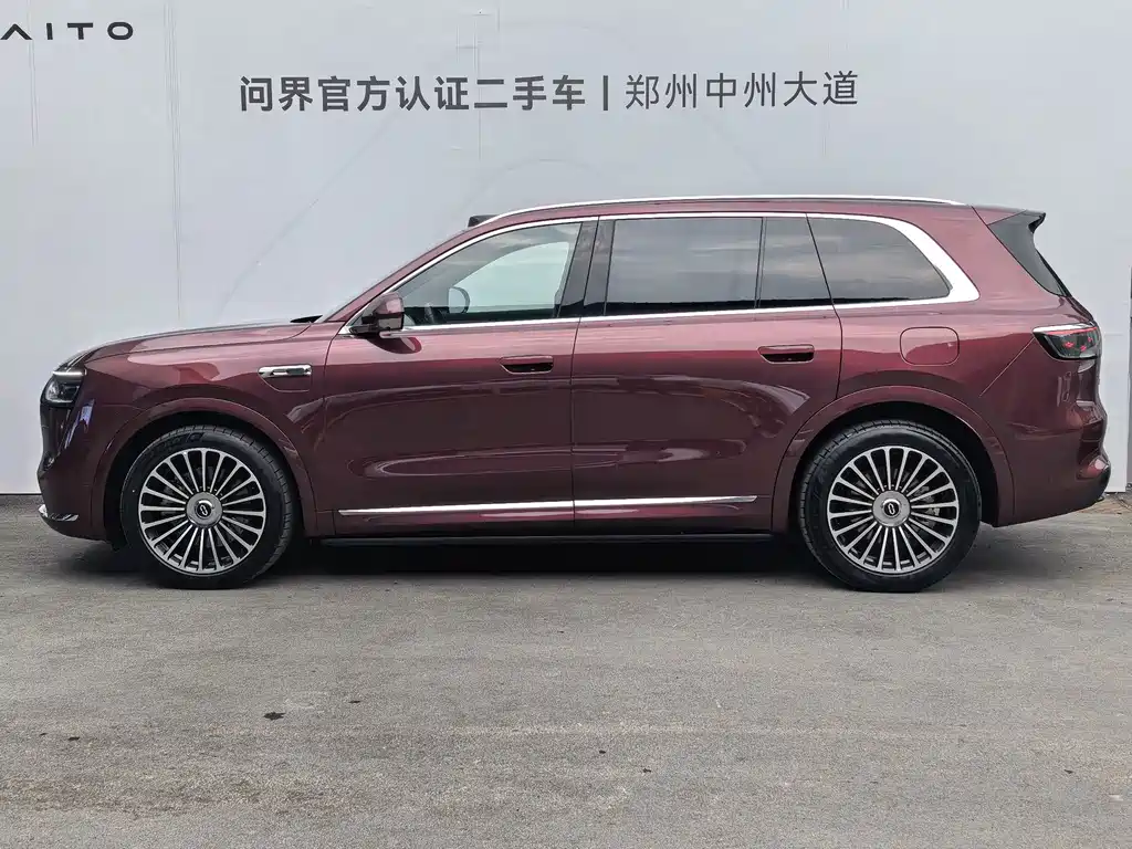 Wenjie M8 2025 extended range Ultra version 53.4kWh 5-seater version (192-line lidar) купить на сайте DeffCars