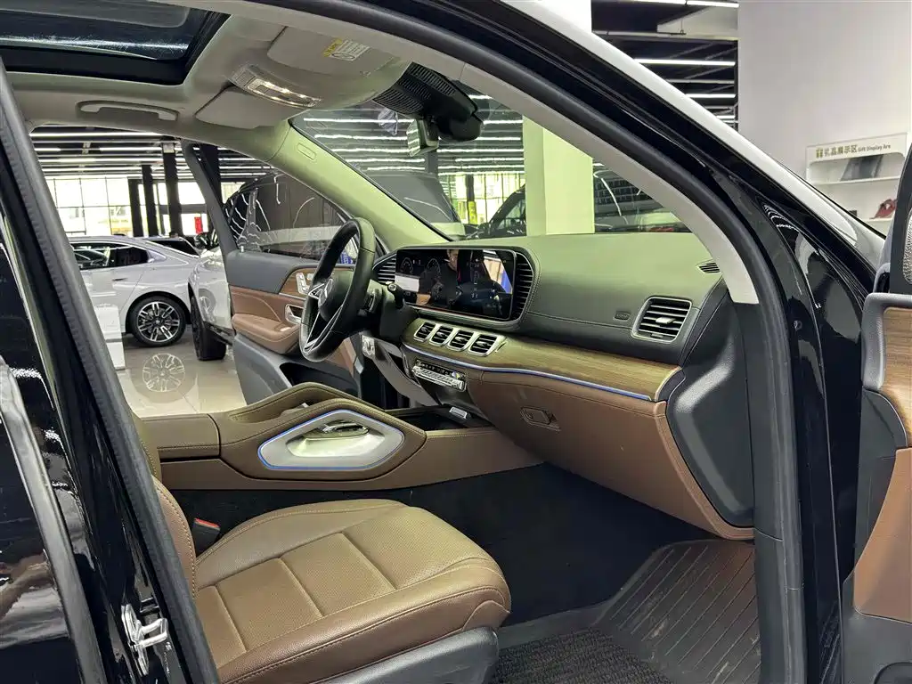 Mercedes-Benz GLE New Energy 2024 GLE 400 e 4MATIC купить на сайте DeffCars