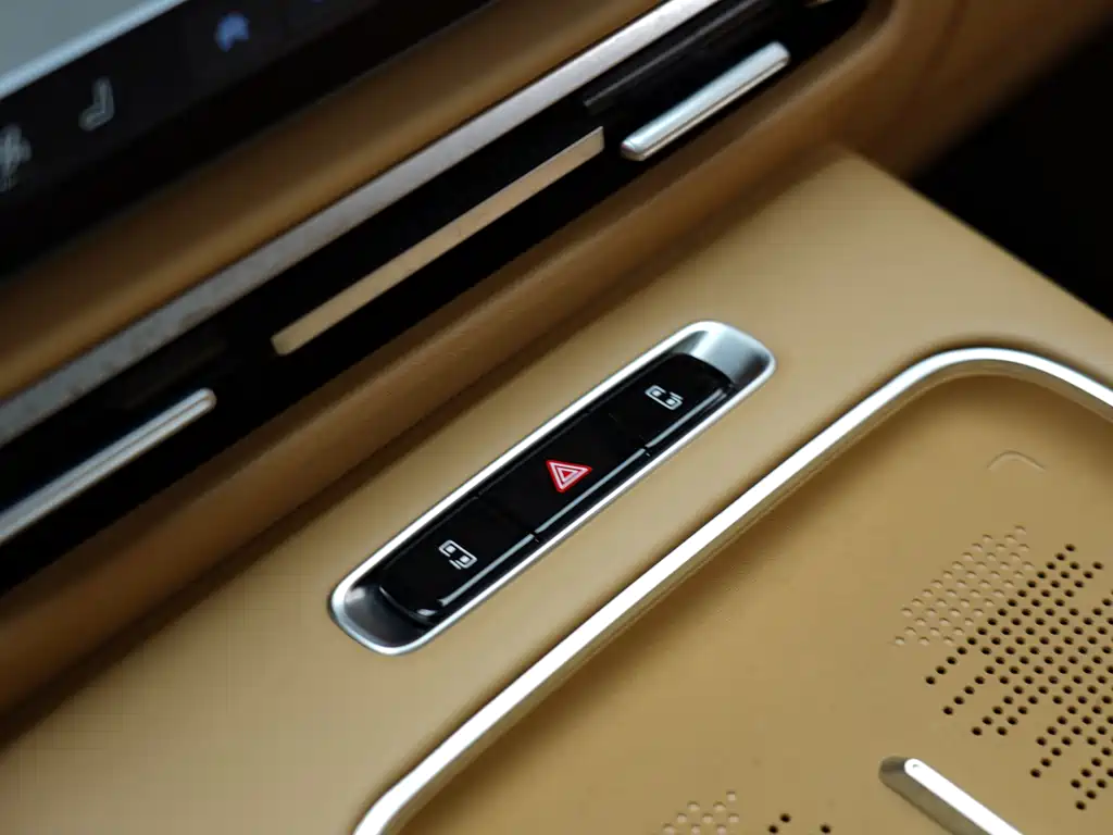Lantu Dreamer 2025 PHEV four-wheel drive flagship Kunpeng version купить на сайте DeffCars