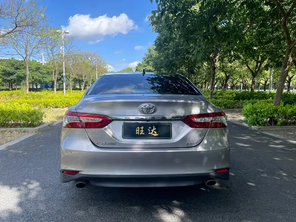 Camry 2021 2.5G Deluxe Edition купить на сайте DeffCars