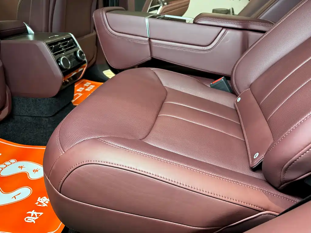 Range Rover 2024 3.0 L6 400PS Genesis Extended Edition купить на сайте DeffCars