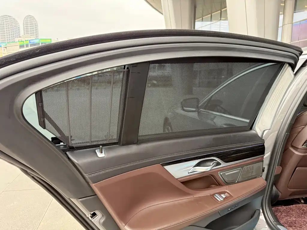 BMW 7 Series 2021 730Li M Sports Package купить на сайте DeffCars