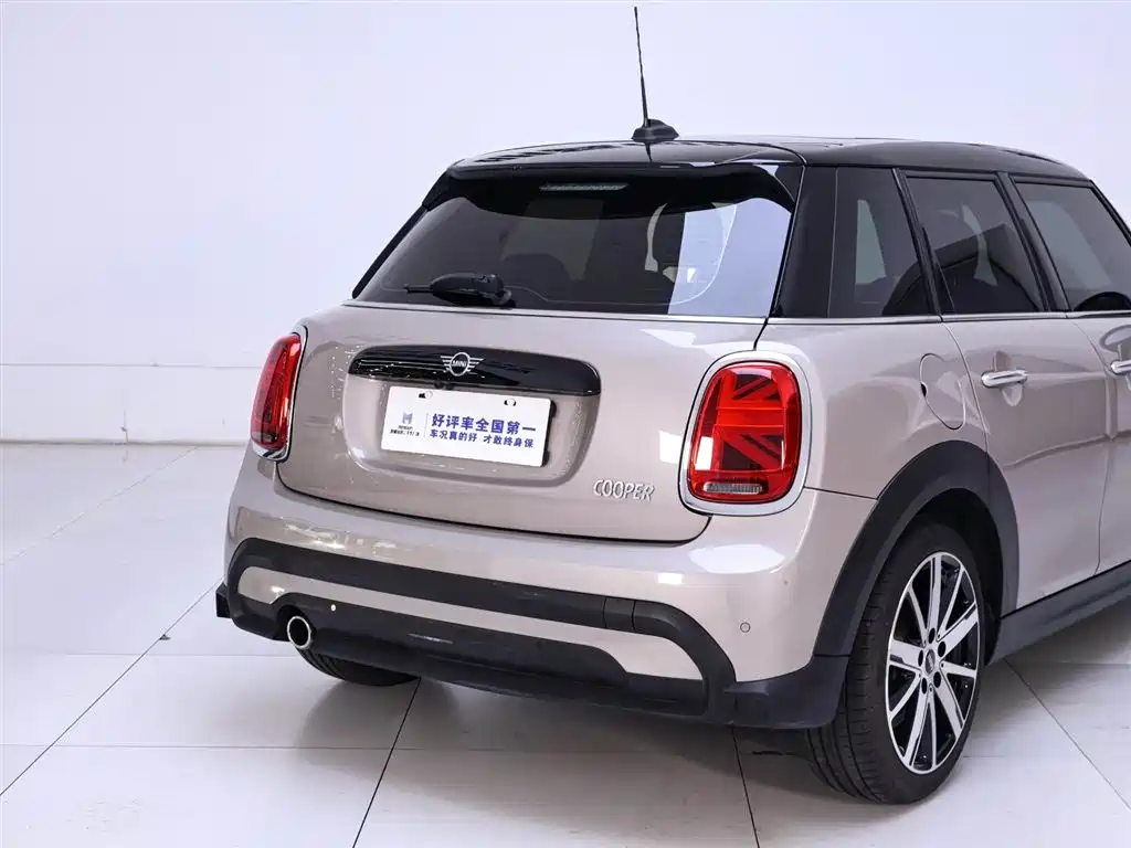 MINI 2023 1.5T COOPER Artist Five-Door Edition купить на сайте DeffCars