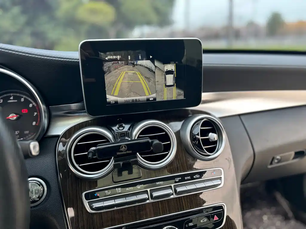 Mercedes-Benz C-Class 2016 C 180 L Sports купить на сайте DeffCars