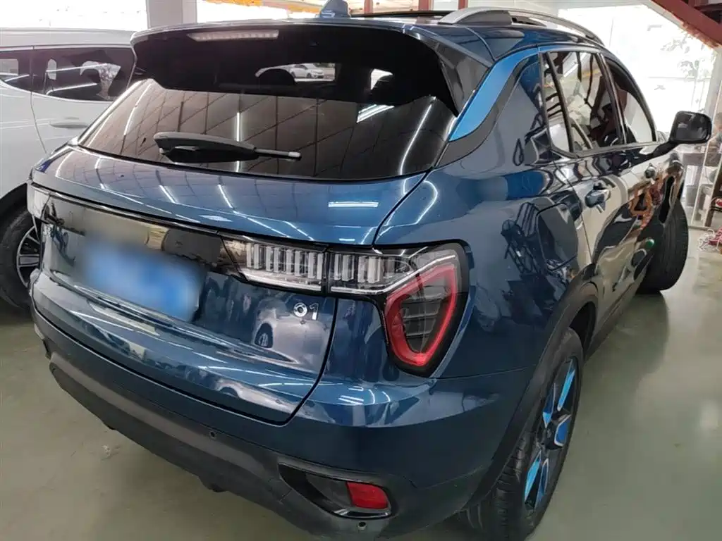 Lynk & Co 01 2017 2.0T 2WD Yao Pro Edition купить на сайте DeffCars