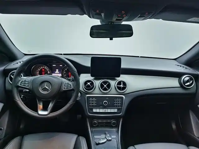 Mercedes-Benz CLA imported 2017 facelift CLA 200 dynamic type купить на сайте DeffCars
