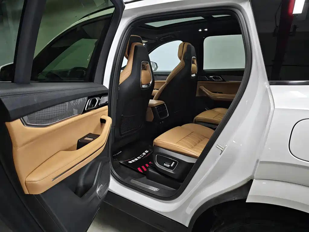 Lynk & Co 09 EM-P 2023 2.0TD EM-P Long Range Edition PM six seats купить на сайте DeffCars